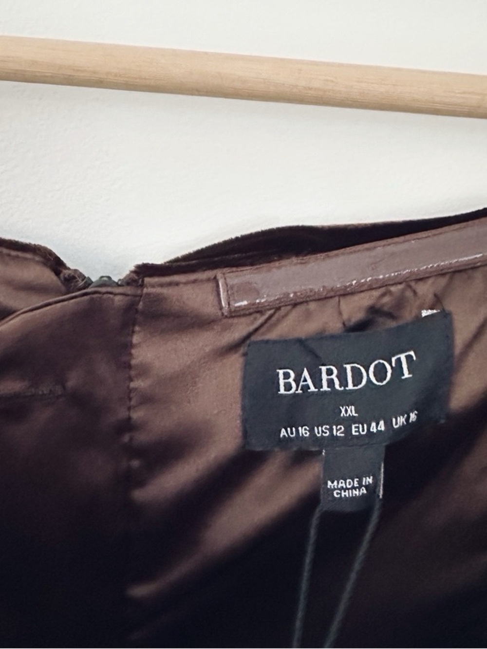 NEW Bardot Elvira Velvet Maxi Dress in Chocolate - Picture 10 of 16